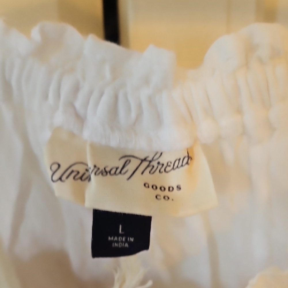 Universal Thread White Eyelet Ruffle Blouse - Picture 3 of 4